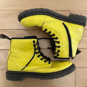 Dr. Martens Delaney yellow tie & zip ankle boots Ladies size 5